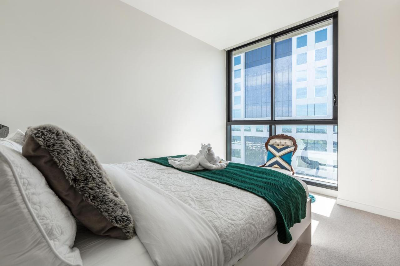 Light, Airy, Spacious Queens Road Apartment Melbourne Eksteriør bilde